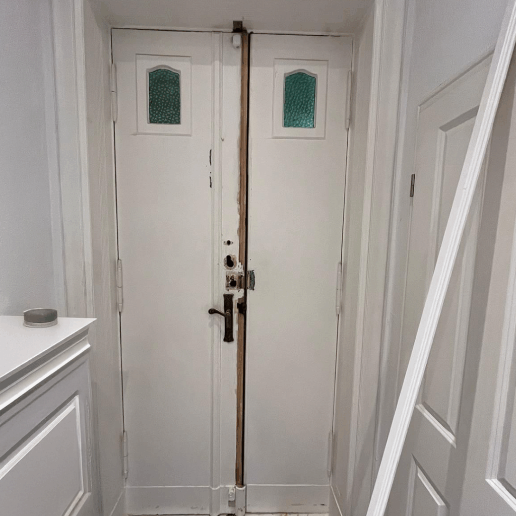 Altbautuer sanieren Berlin demontage